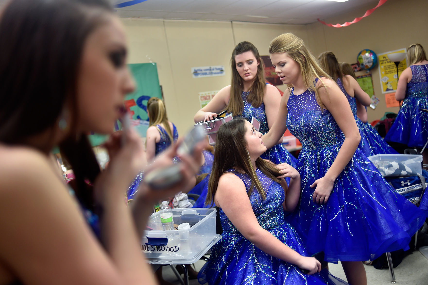 Show Choir Sing All About It